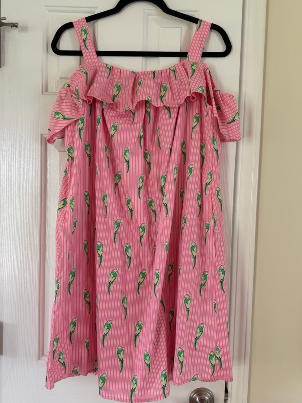 Crown & Ivy Striped Parrot Dress Cold Shoulder Ruffle Pockets Cotton Size Medium